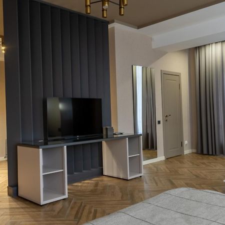 Five Hotel Bişkek Dış mekan fotoğraf