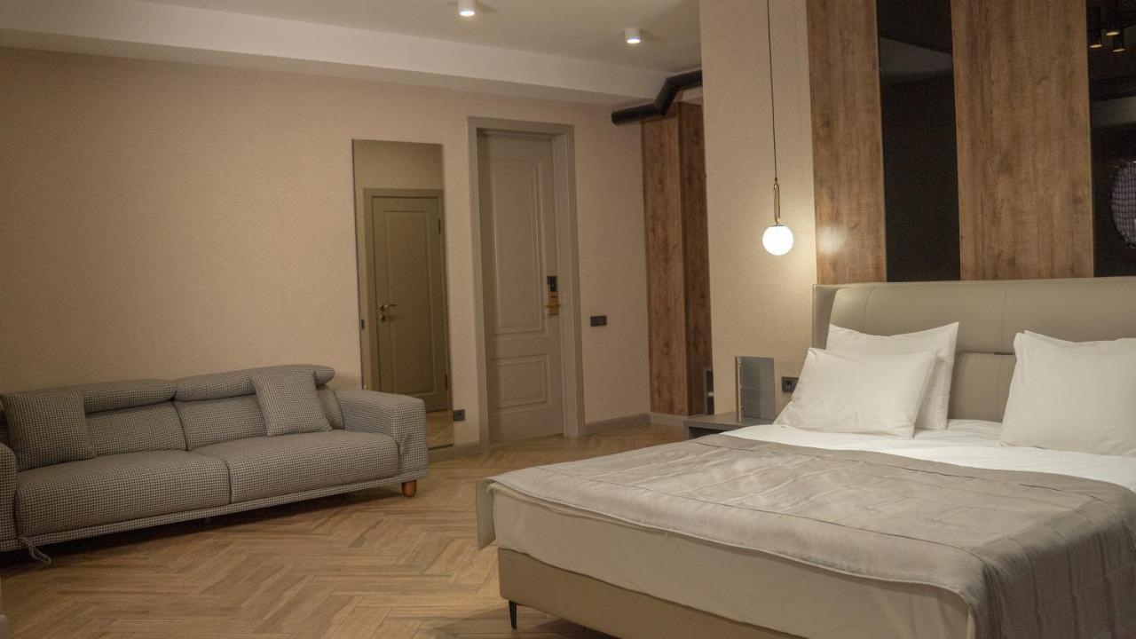 Five Hotel Bişkek Dış mekan fotoğraf