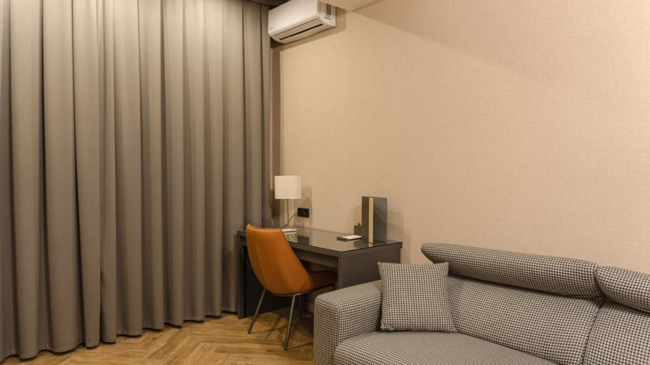 Five Hotel Bişkek Dış mekan fotoğraf