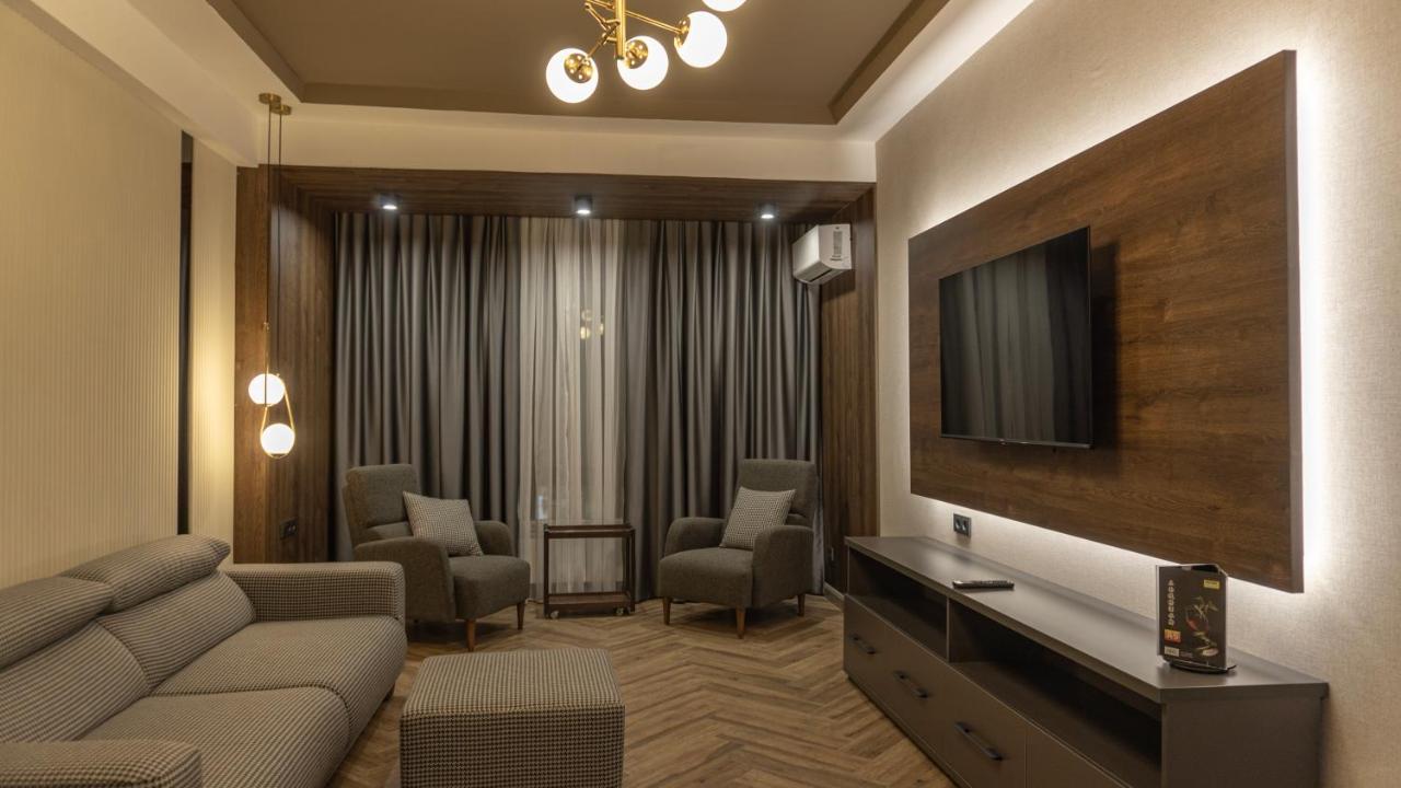 Five Hotel Bişkek Dış mekan fotoğraf