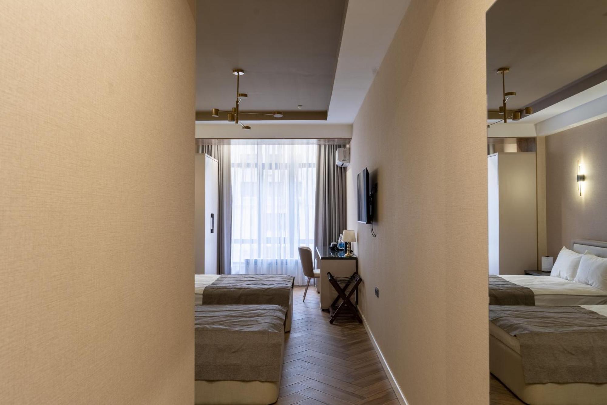 Five Hotel Bişkek Dış mekan fotoğraf