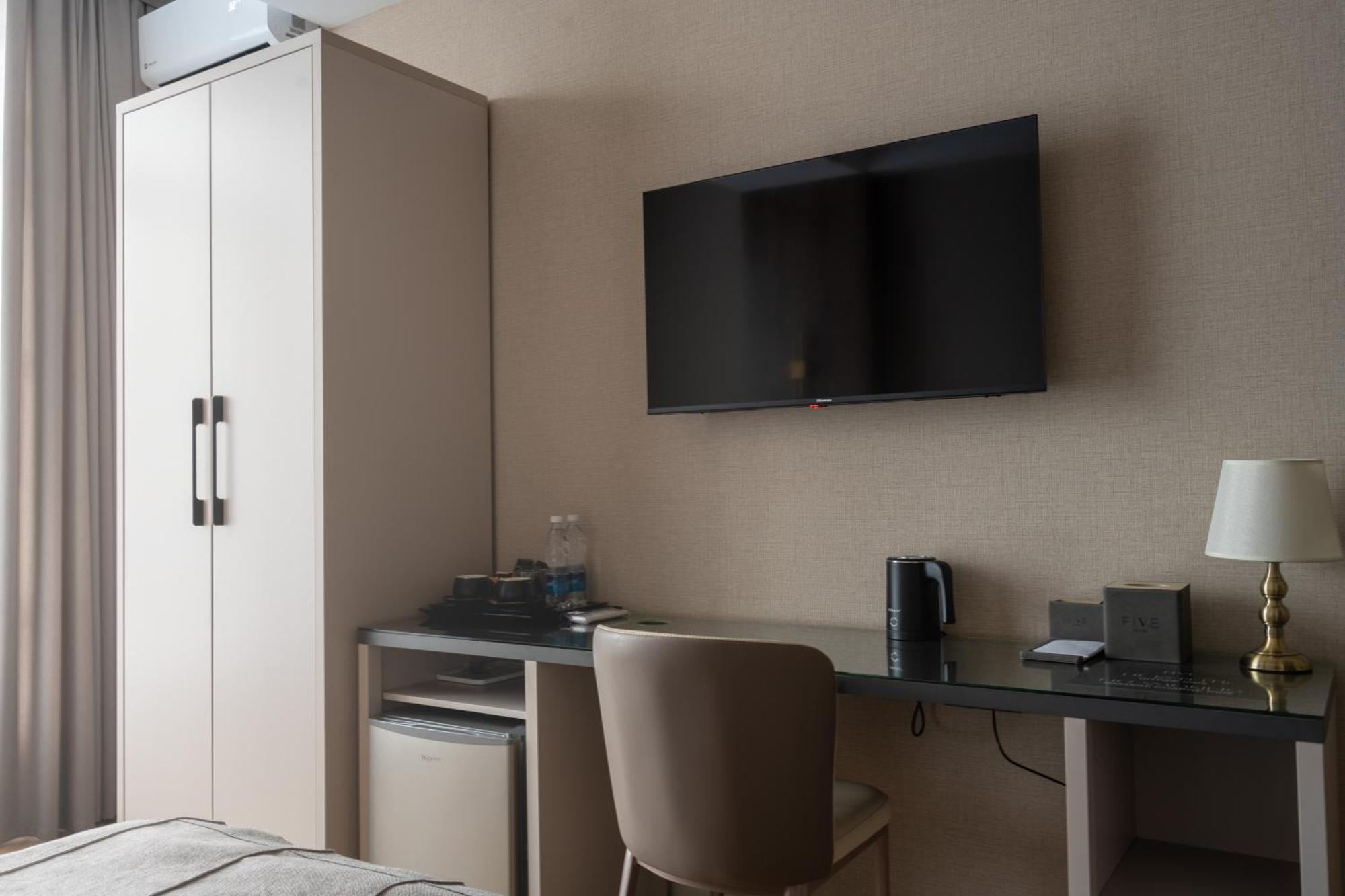 Five Hotel Bişkek Dış mekan fotoğraf